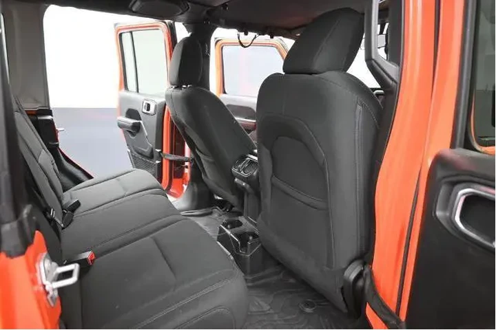 $22985 : Jeep Wrangler Unlimited 2018 image 10