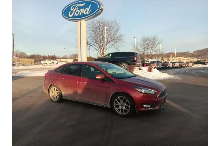 $8000 : Ford Focus 2015 SE 4dr Sedan image 2