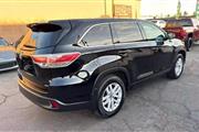 $16888 : 2016 TOYOTA HIGHLANDER thumbnail