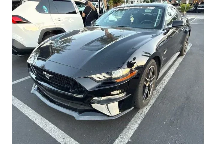 $31557 : Ford Mustang 2020 GT 2dr Fas image 1