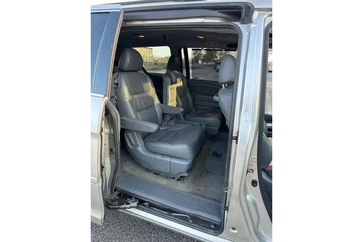 $3000 : 2006 Odyssey EX-L w/DVD w/Navi image 10