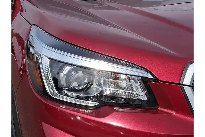 $21789 : Subaru Forester 2019 AWD Pre image 9