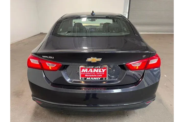 $16425 : Chevrolet Malibu 2023 LT 4dr image 4