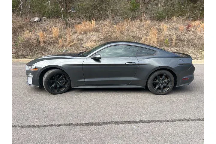 $18990 : Ford Mustang 2019 EcoBoost 2 image 4