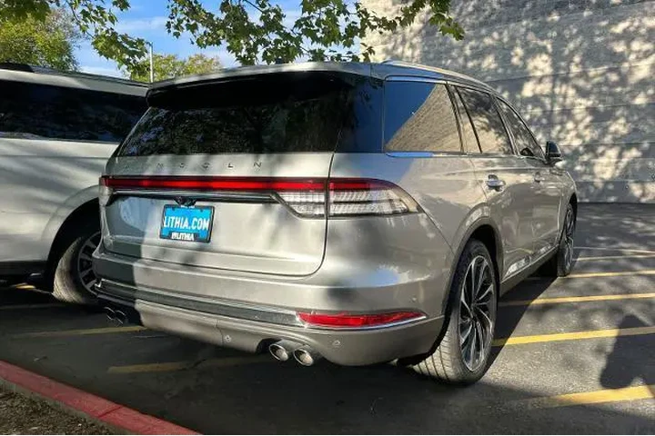 $32995 : Lincoln Aviator 2021 AWD Res image 4