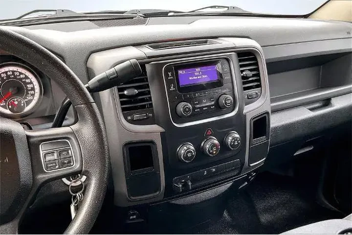 $18595 : Ram 1500 2016 4x2 Express Fl image 6