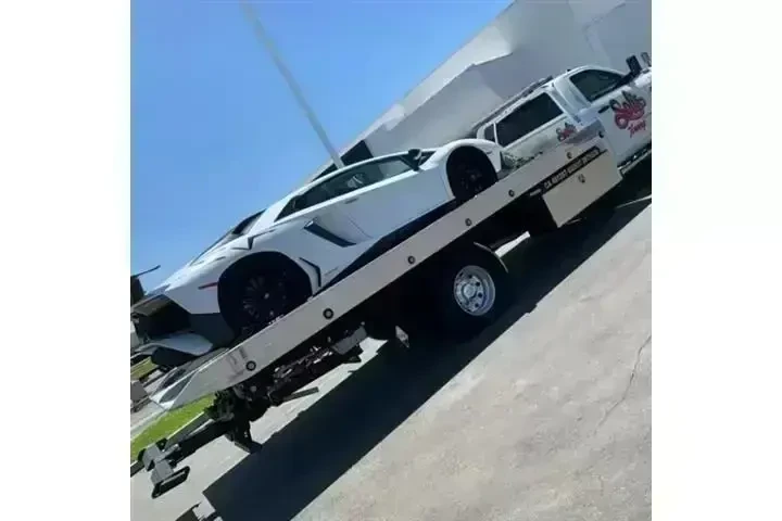 SERVICIO DE GRÚA 24/7 image 3