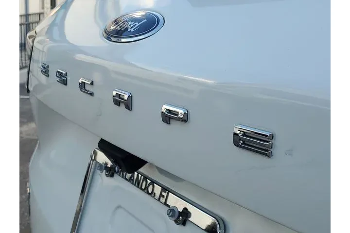 $20898 : Ford Escape Hybrid 2022 SE 4 image 6