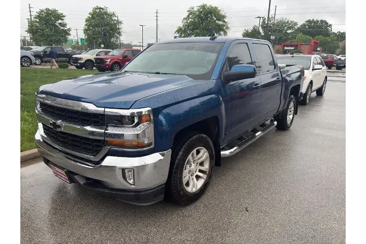 $32750 : Chevrolet Silverado 1500 201 image 1