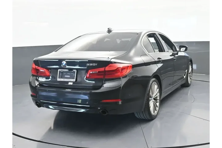$13991 : BMW 5 Series 2019 530i 4dr S image 5