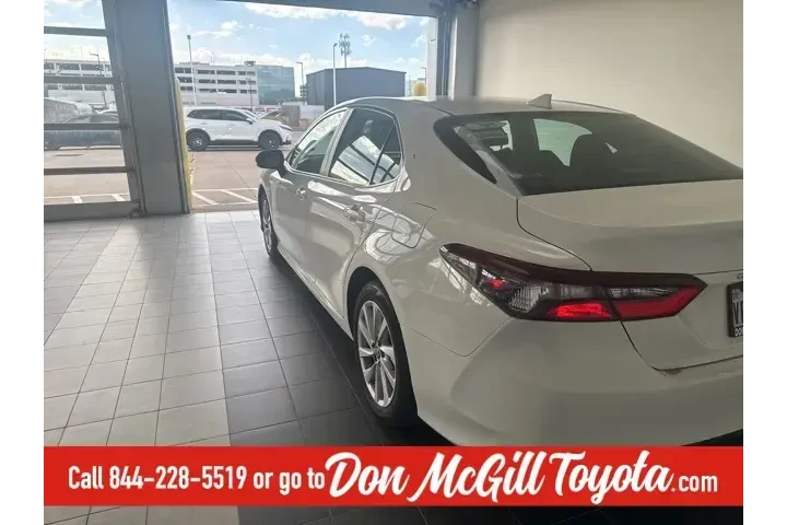 $21528 : Toyota Camry 2023 LE 4dr Sed image 7