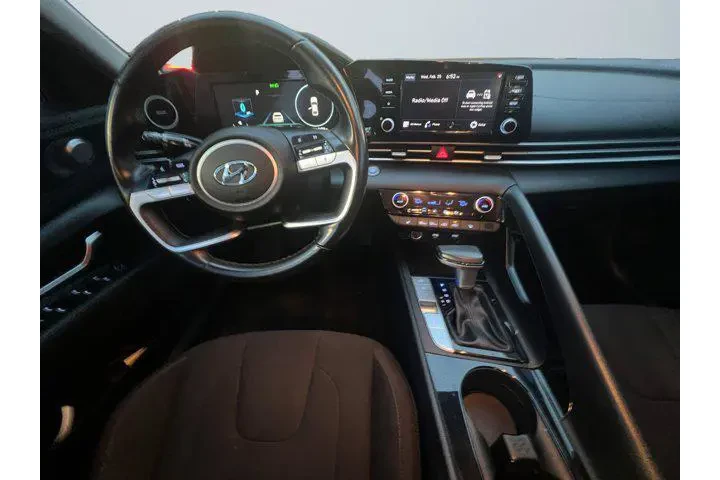 $18289 : Hyundai ELANTRA 2022 SEL 4dr image 10