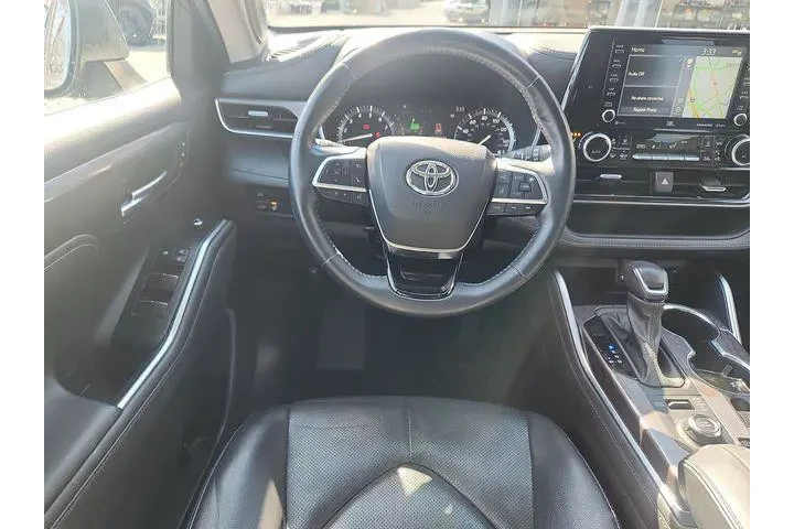 $32660 : Toyota Highlander 2021 AWD L image 9