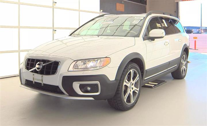 $12000 : 2013 VOLVO XC70 image 2