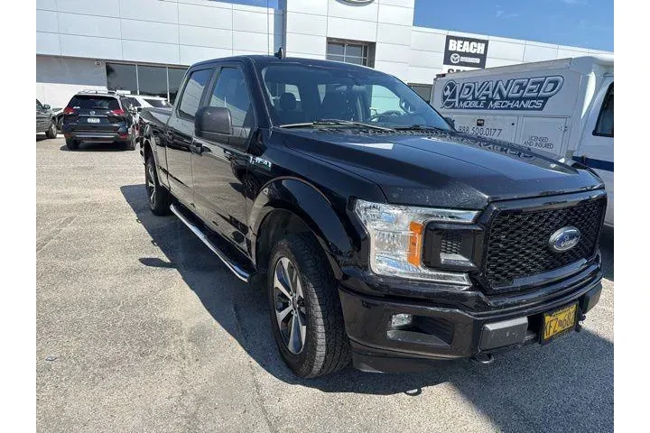 $32226 : Ford F-150 2020 4x4 XL 4dr S image 10