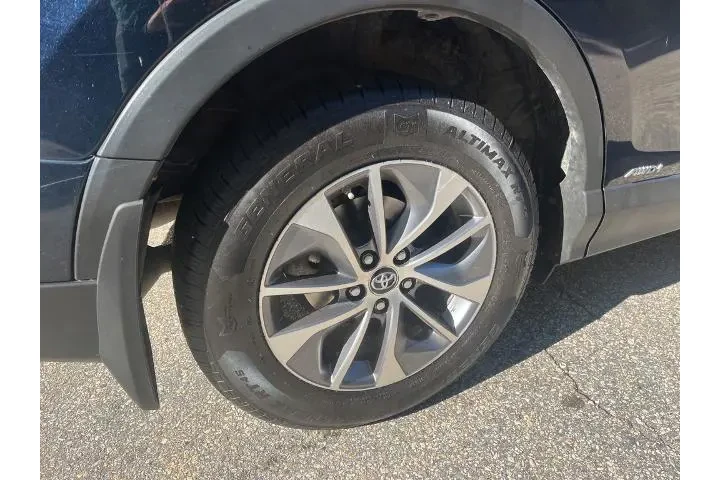 $17990 : Toyota RAV4 Hybrid 2018 AWD image 6