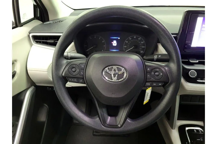 $24998 : Toyota Corolla Cross 2024 L image 10