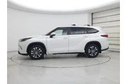 $38998 : Toyota Highlander 2023 XLE 4 thumbnail