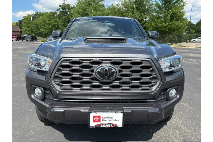 $38694 : Gold Certified2022 Tacoma TRD image 9