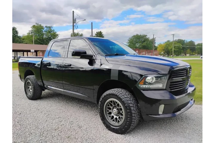 $18977 : 2015 RAM 1500 Sport image 1