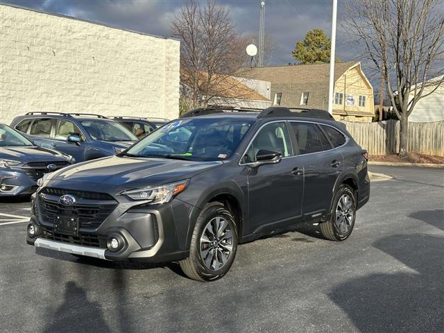 $32584 : PRE-OWNED 2024 SUBARU OUTBACK image 9