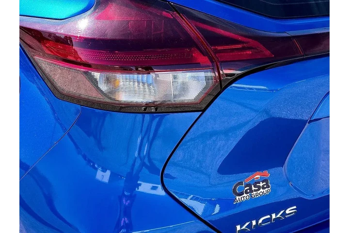 $18382 : Nissan Kicks 2022 S 4dr Cros image 9