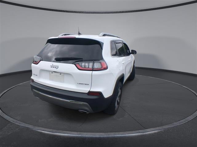 $19700 : PRE-OWNED 2019 JEEP CHEROKEE image 8