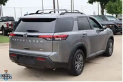 $28495 : Nissan Pathfinder 2024 SV 4d thumbnail