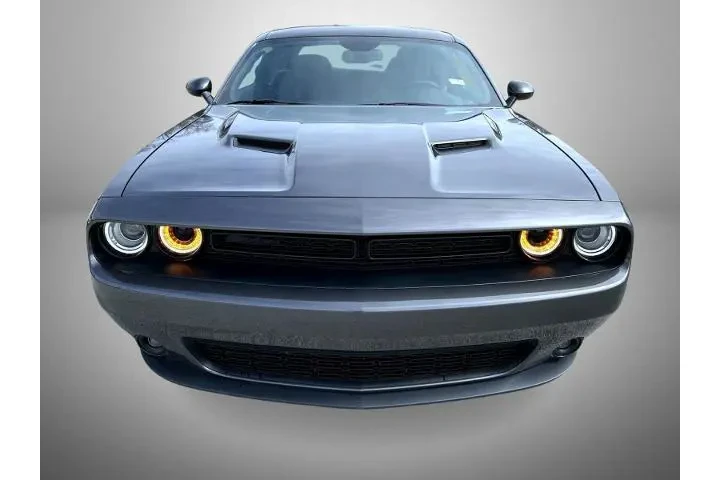 $30995 : Dodge Challenger 2023 AWD SX image 2