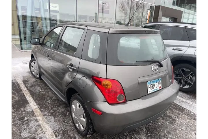 $4495 : Scion xA 2005 4dr Hatchback image 5