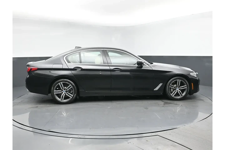 $28295 : BMW 5 Series 2022 AWD 530i x image 3