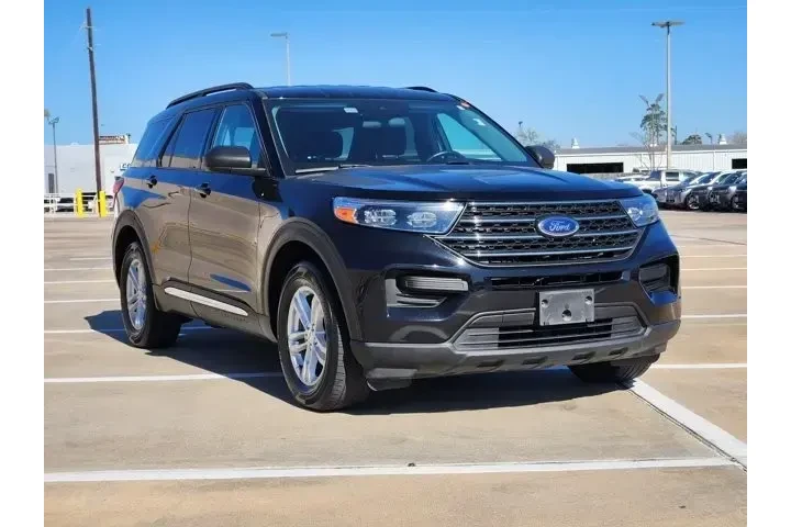 $27662 : Ford Explorer 2022 XLT 4dr S image 3