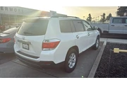 $13888 : Toyota Highlander 2012 SE 4d thumbnail