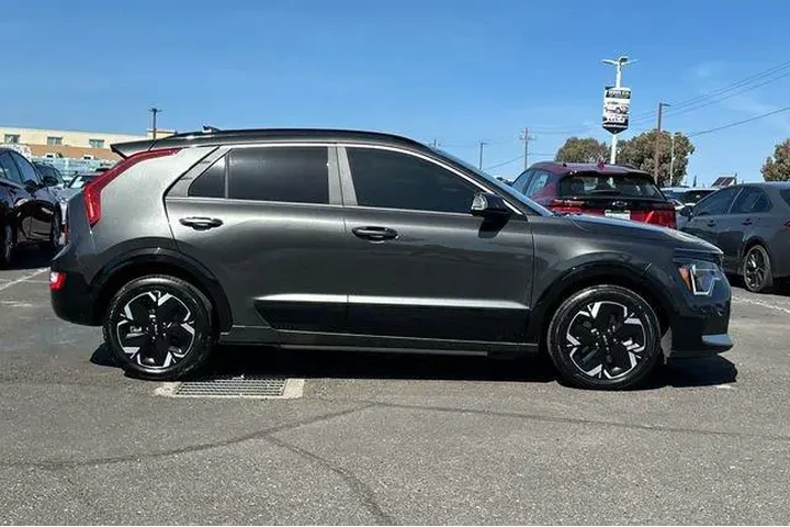 $20655 : Kia Niro EV 2024 Wind 4dr Cr image 3