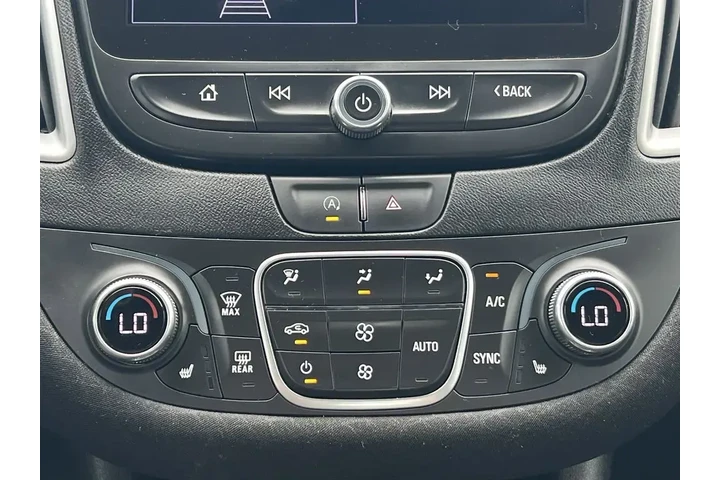 $21459 : Chevrolet Malibu 2024 LT 4dr image 5