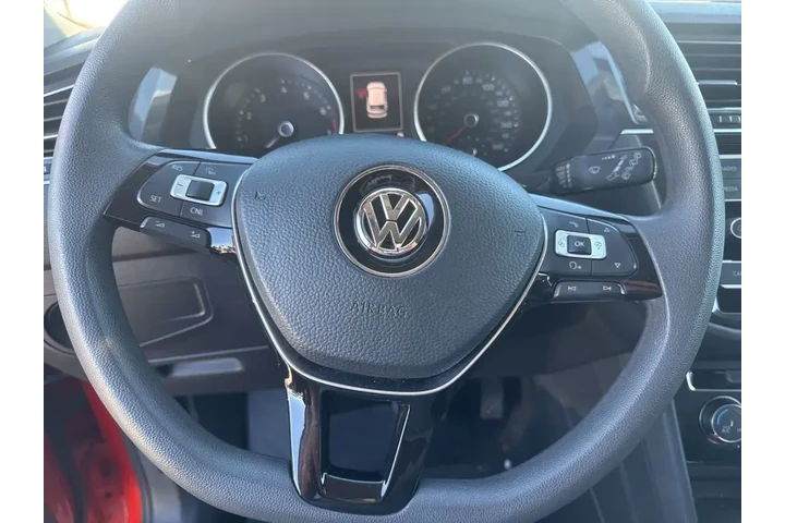 $15500 : Volkswagen Tiguan 2018 2.0T image 8