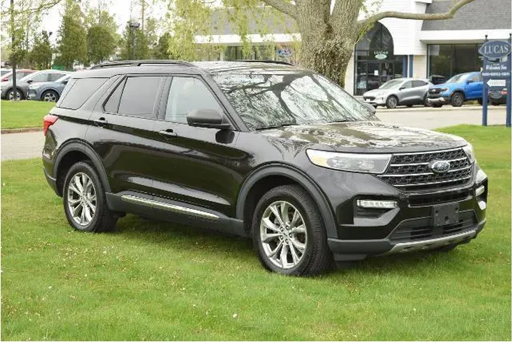 $31500 : Ford Explorer 2023 AWD XLT 4 image 9