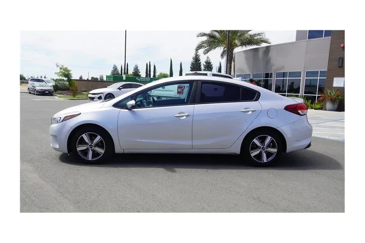 $10984 : 2018 Forte LX image 9