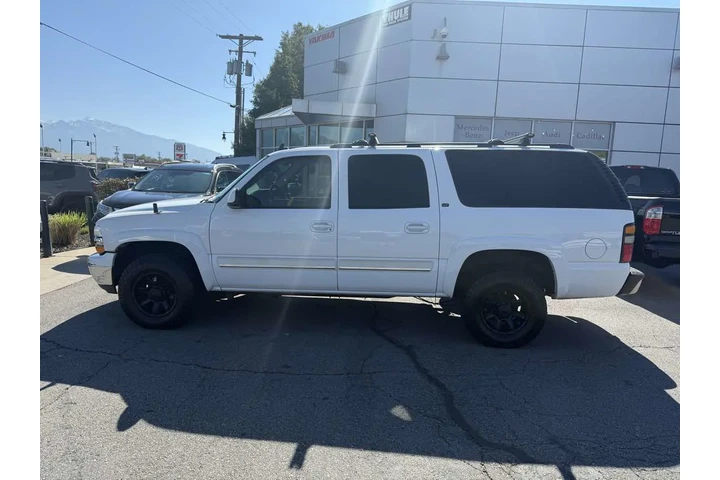 $11910 : 2006 Suburban LT image 1