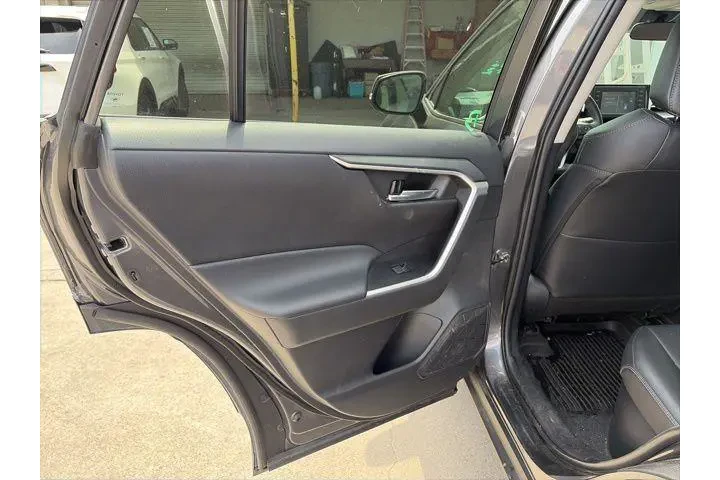 $35500 : Toyota RAV4 Hybrid 2022 AWD image 8