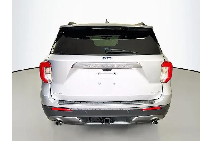 $37900 : Ford Explorer 2023 AWD XLT 4 image 6