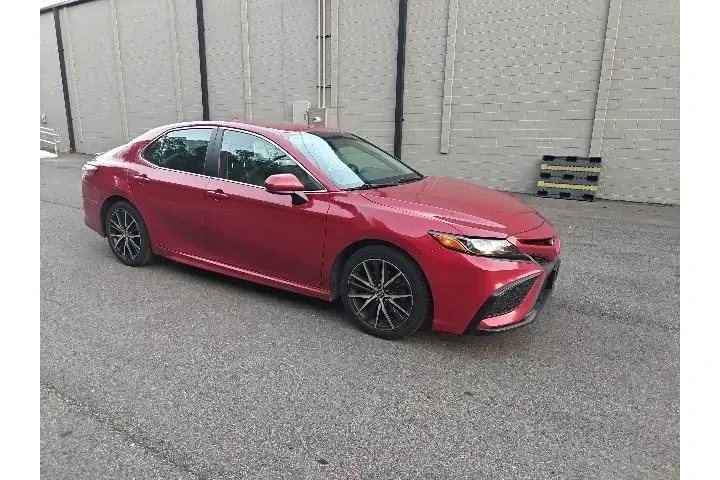 $17490 : Toyota Camry 2021 SE 4dr Sed image 1