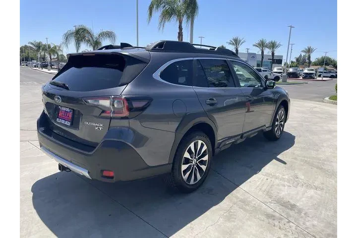 $30225 : Subaru Outback 2023 AWD Limi image 8