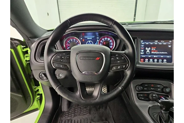 $26998 : Dodge Challenger 2023 SXT 2d image 10