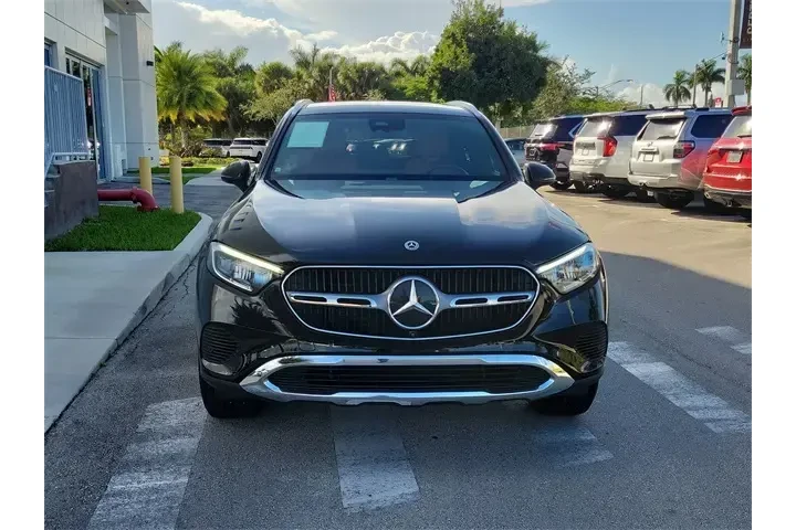 $36990 : Mercedes-Benz GLC 2023 GLC 3 image 2