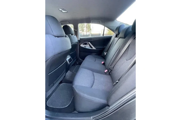 $4800 : 2010 Camry SE image 8