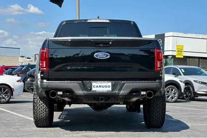 $36475 : Ford F-150 2017 4x4 Raptor 4 image 4