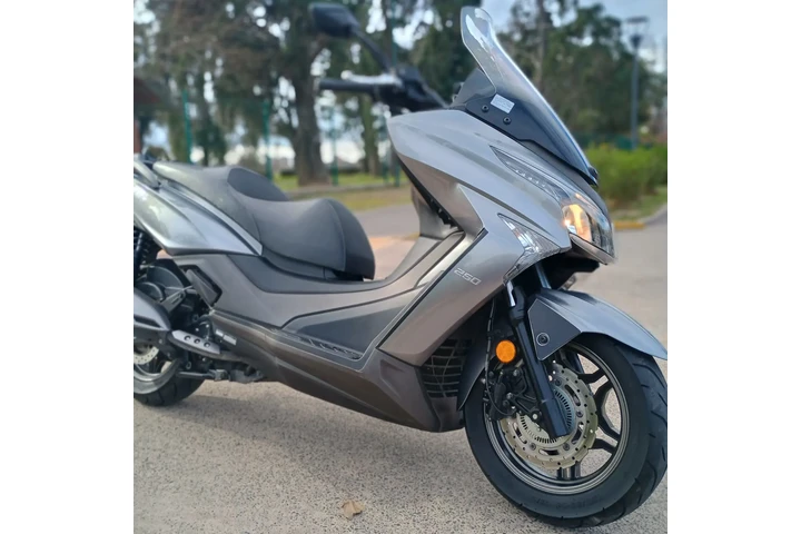 $5700000 : Kimco250 XTown 250 image 5