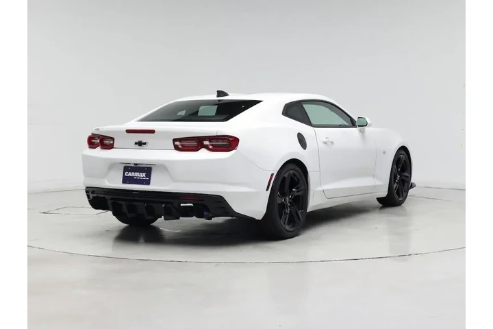 $30998 : Chevrolet Camaro 2024 LT 2dr image 8