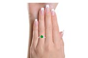 Shop Three Stone Emerald Ring en Binghamton